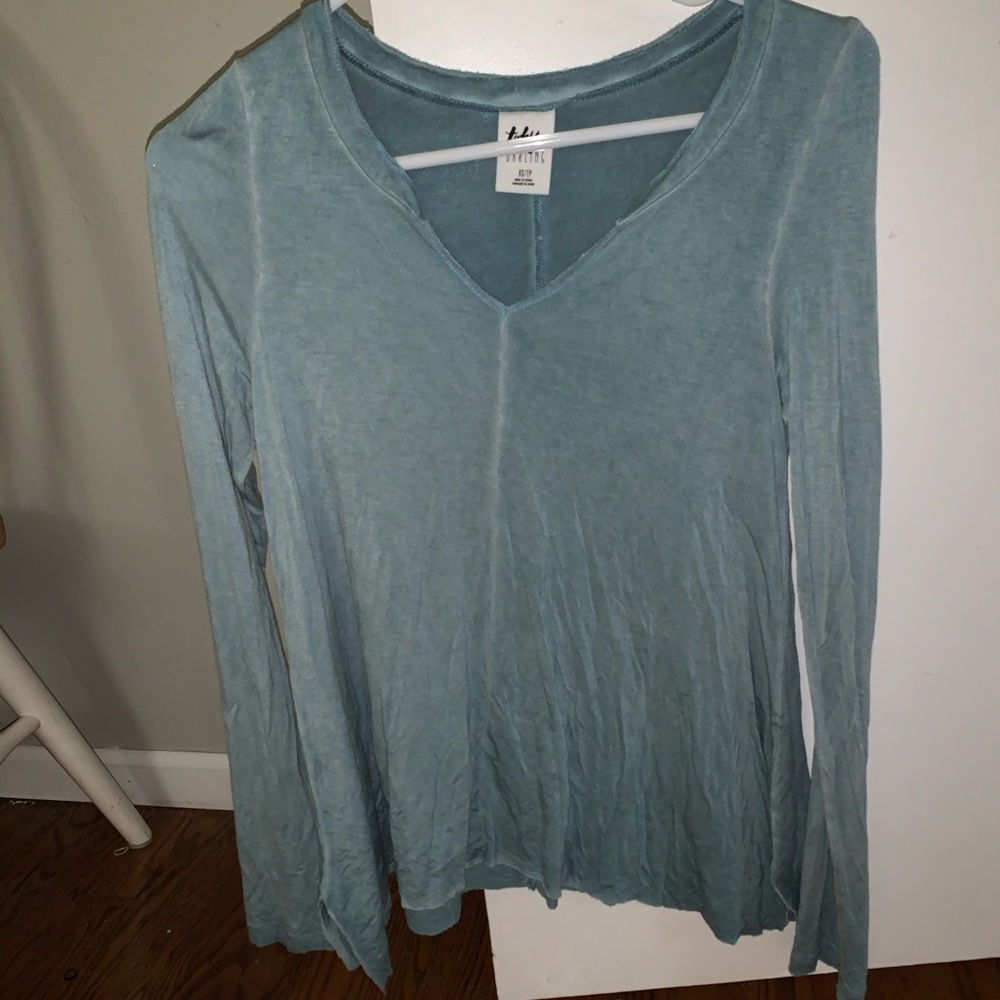 Long sleeve blue shirt